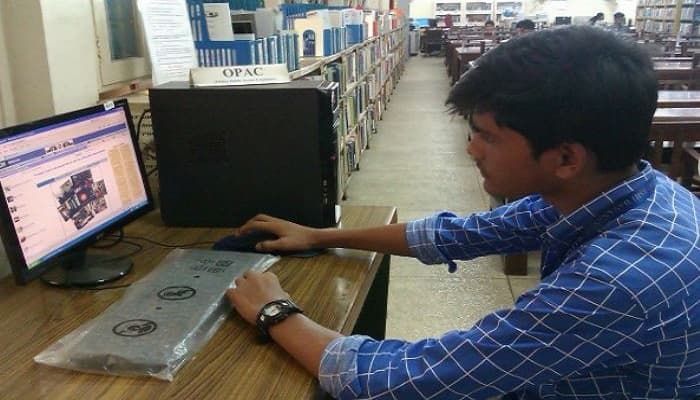 Maharshi Dayanand College of Arts Science and Commerce Mumbai Labs and Library photo 2